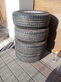 Letní pneu s disky 245/65/17 Na Jeep Grand Cherokee