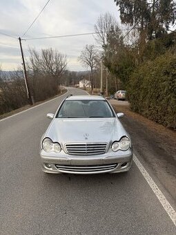 Mercedes C320 cdi, w203 kombi, 165kw, 2005 rok, DÍLY