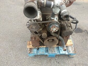 MOTOR ZETOR 7001