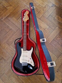 Kytara Squier Fender Stratocaster