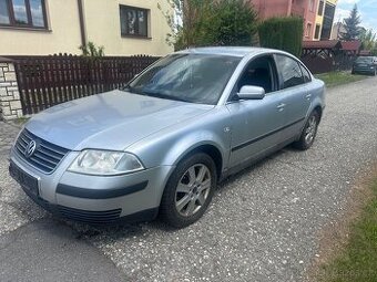 Prodám všechny Nd z passat B 5,5 1.9 96 kw rok výroby 2003