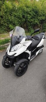 Skútr Quadro 350 D - 1