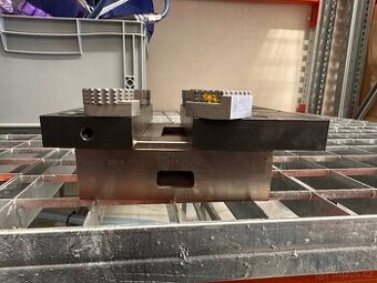 Svěrák WNT ZSG 4 125mm