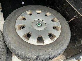 Prodam plechove disky Octavia 195/65R15 Hankook
