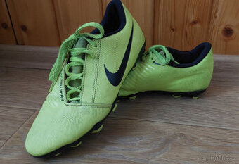 Kopačky Nike vel.38,5 - 1