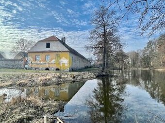 Pronájem části domu/byt 3+1, 98 m2 s předzahrádkou, polosamo