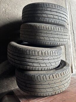Letni 225/55r17