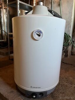 Plynový ohřívač vody Ariston 80V