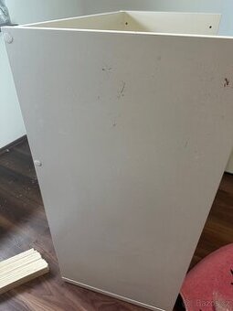 Prodám psací stůl a přebalovací pult v jednom IKEA