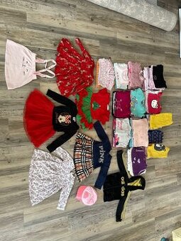Dětské značkové oblečení (dívčí) 8kg přes 90ks