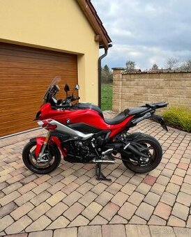 BMW S1000XR