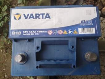 Autobaterie varta blud dynamic B18