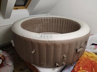 Nabízíme použitou vířivku PURESPA Marimex