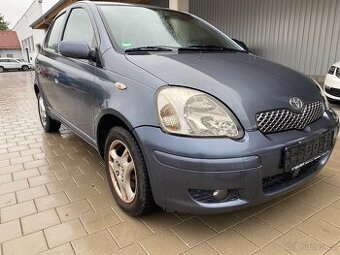 Toyota Yaris 1.0i VVTi 48kW klimatizace