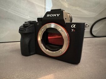 Sony A7R II - 1608 expozic