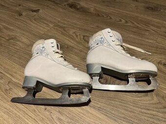 Dívčí zateplené brusle 34