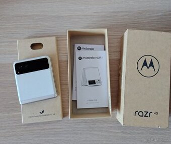 Motorola RAZR 40 8/256 GB