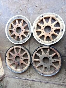 Loukotě Škoda 110, Laurin a Klement