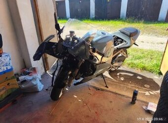 Suzuki GSX-R 600 K1 35kw