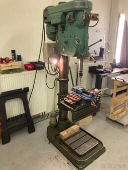 Stojanova vrtačka Arboga GM 3508.