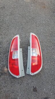 Škoda Roomster - Zadní světla