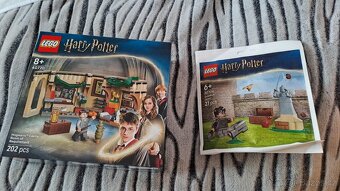 LEGO 40770 Komnata nejvyšší potřeby + polybag 30706