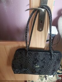 Kabela Valentino.černá