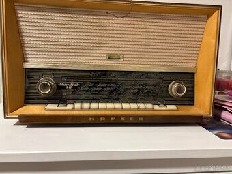 Historické lampové rádio KAPSCH Mondial 3D – funkční