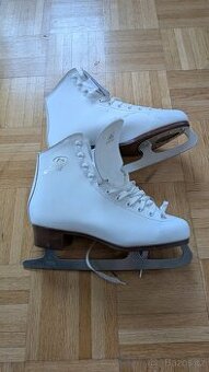 dámské lední brusle Botas 43