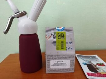 Láhev na šlehačku - 1