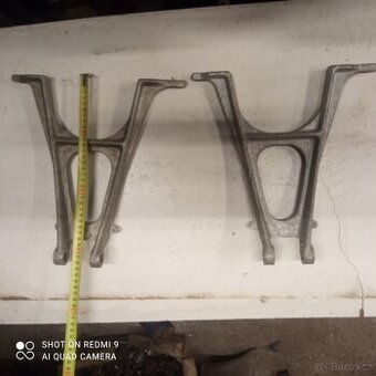 Stojany na moto jawa/čz 19"