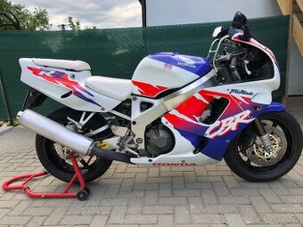 Cbr 900rr