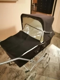 Retro kočárek Liberta