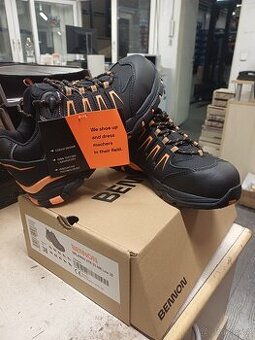 Prodám pracovní boty