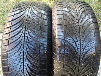 2 celoroční pneumatiky Goodyear 255/60/18 6mm 2020