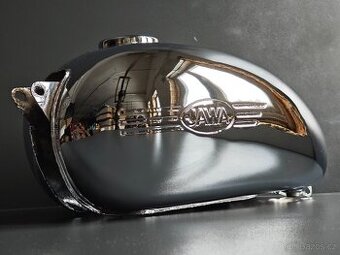 Jawa Californian I – typ 590/04, 361/04 nádrž