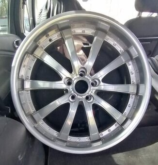 ALU r22  5x120 ET35 j9