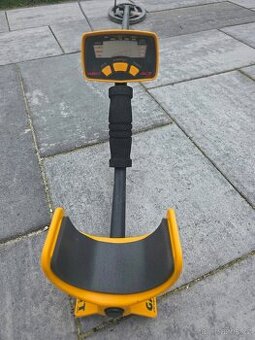 Garrett ace 150 hledač kovů