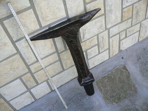 Kovadlina + nářadí