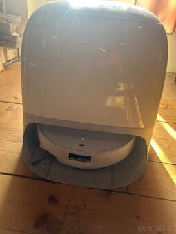 Roboticky vysavač