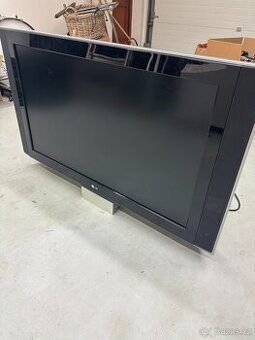 Televize LG 42" 106cm