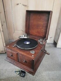 Starožitný gramofon na kliku - Funkční