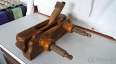 Starý dřevěný hoblík - 1