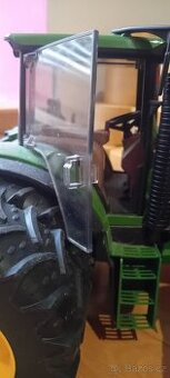 BRUDER Traktor +přídavná kola 4X