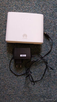 Huawei B2368-66 (LTE modem, externí anténa)