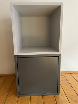 Police s nohami a dvířky IKEA EKET (úložný prostor) - 1