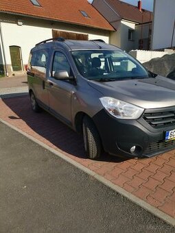 Dacia dokker
