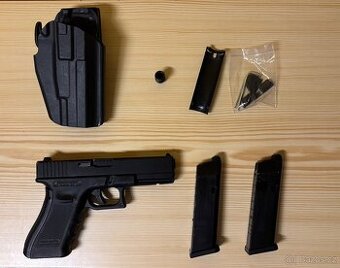 Airsoft černý Glock 18c s příslušenstvím