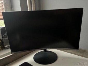 Monitor Samsung 24” prohnuty