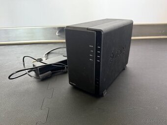 NAS Synology DS216play + 2x 3TB disky WD RED